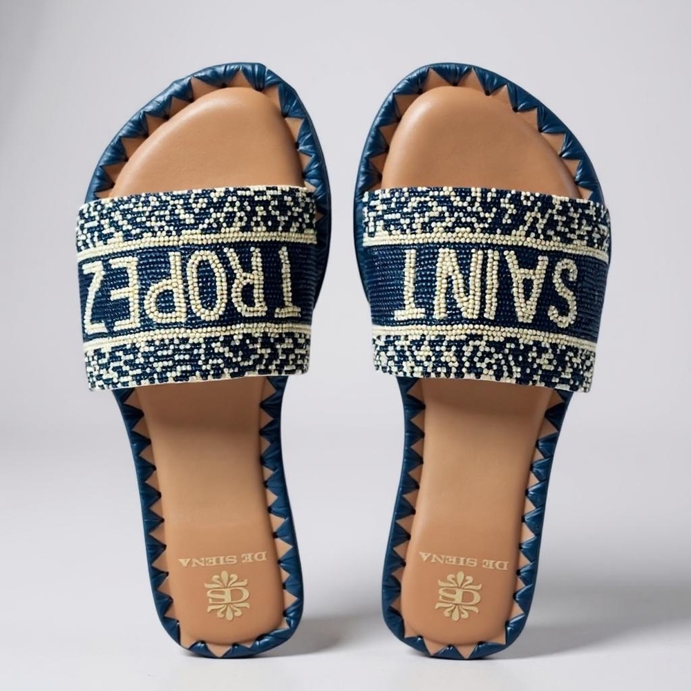 De Siena Saint Tropez Beaded Degrade Resort Blue and Cream Sandals Size 7 ✨